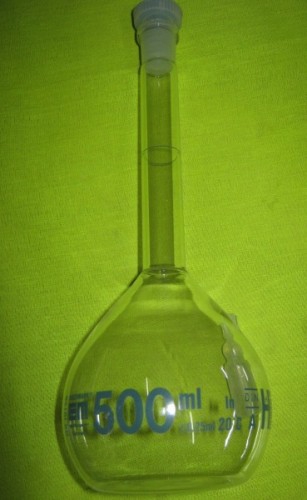 DURAN-Borosilicate-Glass-Volumetric-Flask-Blue-Grad-Class-A-Hirschmann-e1386664784659 بالن ژوژه 500 میلی لیتر کلاس A ساخت آلمان - تصویر 1